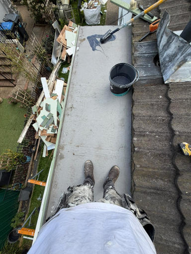 Ultimate Roofing Flat Roofing Sealing 04 Medium